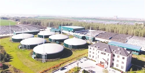 日产沼气量超2000方 中国石油建成首个秸秆制生物天然气中试基地